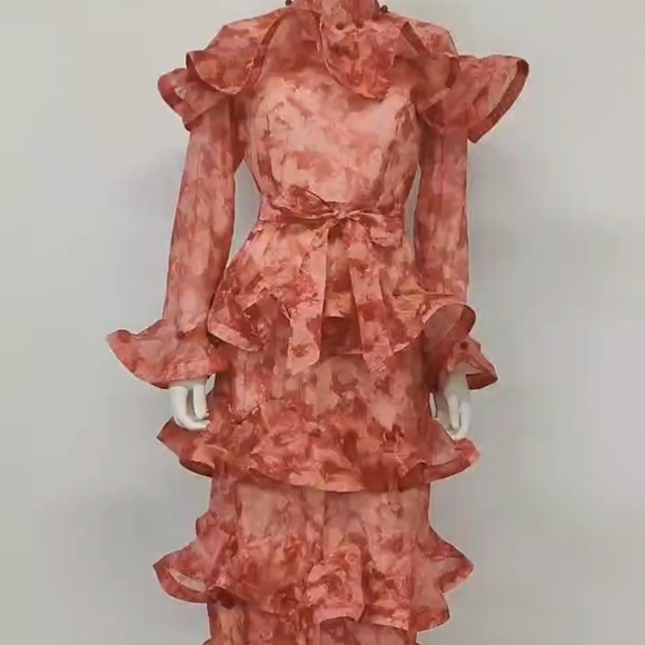 Dress ❤️ - Picture 3 of 9